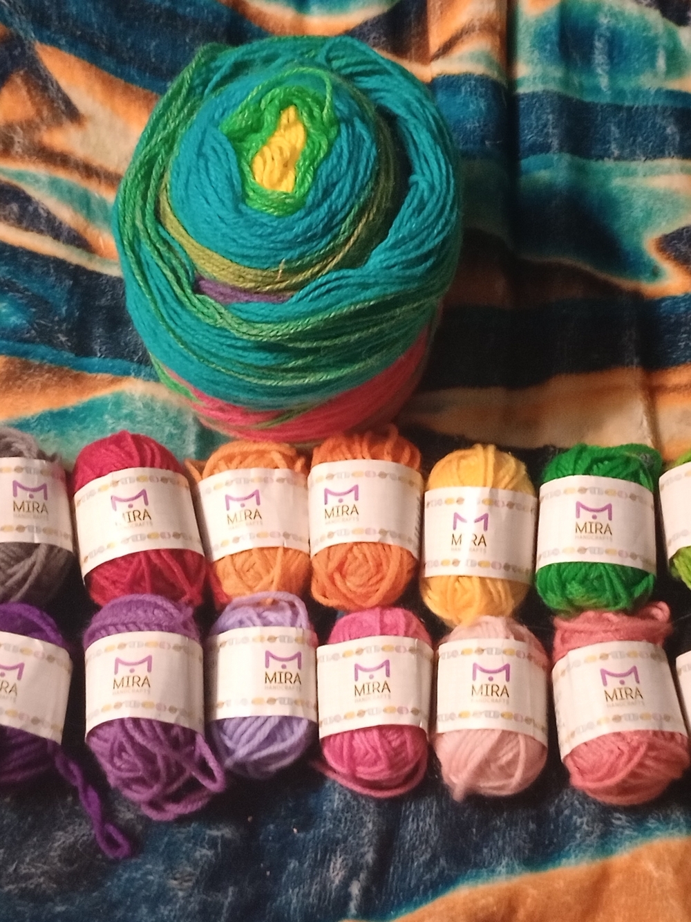 Mira Multicolor Yarn Set with Gradient Cake+ Crochet Pattern